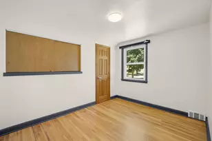 166 N 91st Pl, Milwaukee, WI 53226 - Photo 24