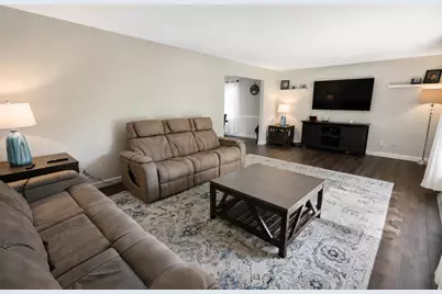 7  Greenwood Ct, Racine, WI 53402 - Photo 14