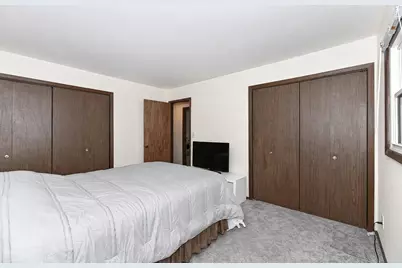 9014 W Dallas St, Milwaukee, WI 53224 - Photo 18
