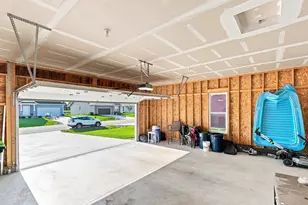 W218N16071 Tiger Lily Dr, Jackson, WI 53037 - Photo 28