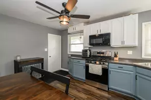 4042 S 60th St, Milwaukee, WI 53220 - Photo 8