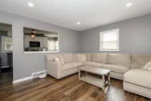 4042 S 60th St, Milwaukee, WI 53220 - Photo 4