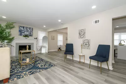 4158 N 17th St, Milwaukee, WI 53209 - Photo 2
