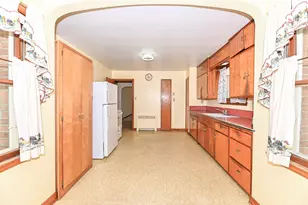 3657 S 14th St, Milwaukee, WI 53221 - Photo 16