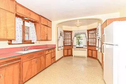 3657 S 14th St, Milwaukee, WI 53221 - Photo 12