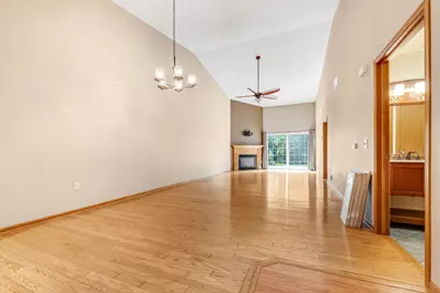 3405  Caleb Ct, Barton, WI 53090 - Photo 4