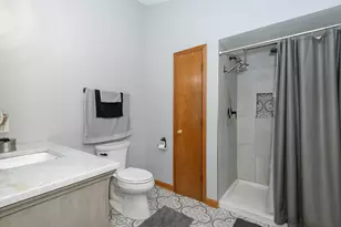 11506 W Janet Ct, Franklin, WI 53132 - Photo 18