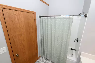 11506 W Janet Ct, Franklin, WI 53132 - Photo 24