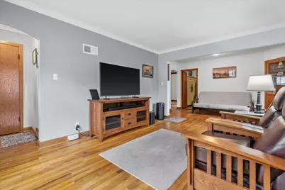 2452 S 74th St, West Allis, WI 53219 - Photo 6