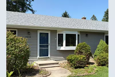 7315 S 48th St, Franklin, WI 53132 - Photo 2