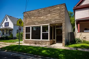 716 43rd St, Kenosha, WI 53140 - Photo 1