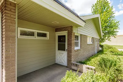 11307 W Garfield Ave, Wauwatosa, WI 53226 - Photo 36