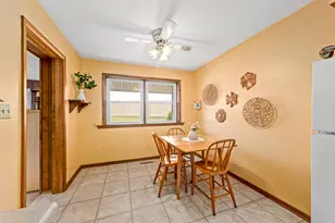 11307 W Garfield Ave, Wauwatosa, WI 53226 - Photo 14