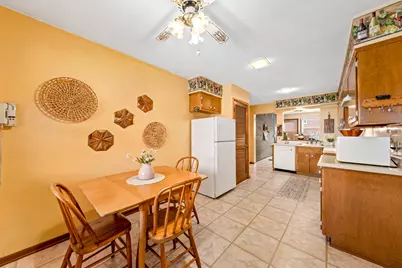 11307 W Garfield Ave, Wauwatosa, WI 53226 - Photo 12