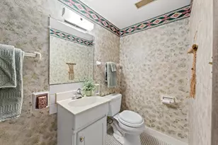 11307 W Garfield Ave, Wauwatosa, WI 53226 - Photo 26
