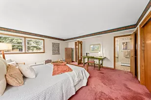 11307 W Garfield Ave, Wauwatosa, WI 53226 - Photo 18