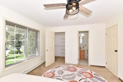 149  Linden Ln #6, Thiensville, WI 53092 - Photo 18