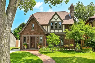 4848 N Woodburn St, Whitefish Bay, WI 53217 - Photo 1