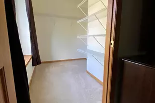 827 Lannon Terrace, Racine, WI 53406 - Photo 8