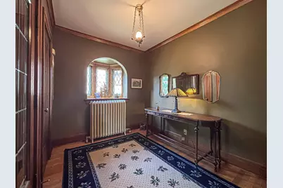 210 W College Ave, Waukesha, WI 53186 - Photo 6