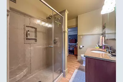210 W College Ave, Waukesha, WI 53186 - Photo 32