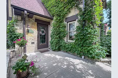 210 W College Ave, Waukesha, WI 53186 - Photo 4