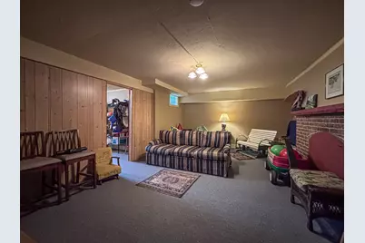 210 W College Ave, Waukesha, WI 53186 - Photo 34