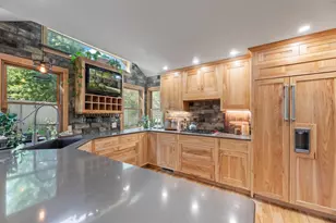 570 Connor Ct, Lake Mills, WI 53551 - Photo 6