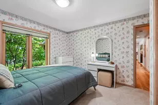 493 Lillian Ct, Delafield, WI 53018 - Photo 46