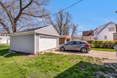 4574 N 24th St, Milwaukee, WI 53209 - Photo 6