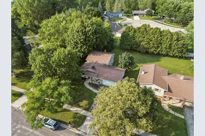 1912  Jefferson St, West Bend, WI 53090 - Photo 32