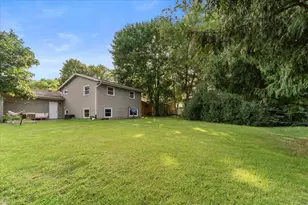 1912 Jefferson St, West Bend, WI 53090 - Photo 24