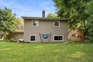 1912 Jefferson St, West Bend, WI 53090 - Photo 28