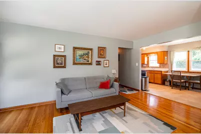 4014 S Logan Ct, Milwaukee, WI 53207 - Photo 4
