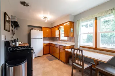 4014 S Logan Ct, Milwaukee, WI 53207 - Photo 6