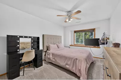 6115 S Creekside Dr #12, Cudahy, WI 53110 - Photo 12