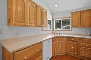 7916 Shorewood Dr, Salem, WI 53168 - Photo 6
