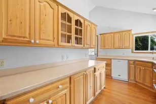 7916 Shorewood Dr, Salem, WI 53168 - Photo 10