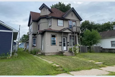 1328  Caledonia St #1324-1326-1328-1330, La Crosse, WI 54603 - Photo 2