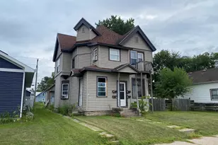 1328 Caledonia St, La Crosse, WI 54603 - Photo 2