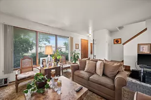 6540 W Mill Rd, Milwaukee, WI 53218 - Photo 18