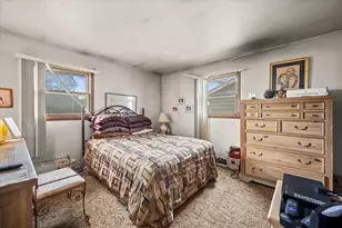 6540 W Mill Rd, Milwaukee, WI 53218 - Photo 24