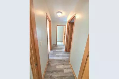 520  Windstone Dr, Hartland, WI 53029 - Photo 14