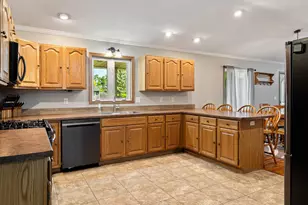316 Gaarder Rd, Holmen, WI 54636 - Photo 6