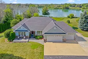 6150 Silver Hills Dr, Manitowoc Rapids, WI 54220 - Photo 1