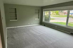 2105 Ludington Ave, Wauwatosa, WI 53226 - Photo 6