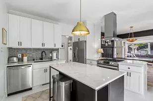 4207 N Murray Ave, Shorewood, WI 53211 - Photo 14