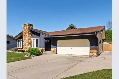 3919  Martin Ln, Two Rivers, WI 54241 - Photo 2