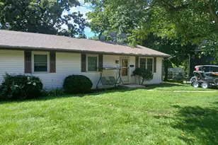 110 Cass St, Lake Geneva, WI 53147 - Photo 1