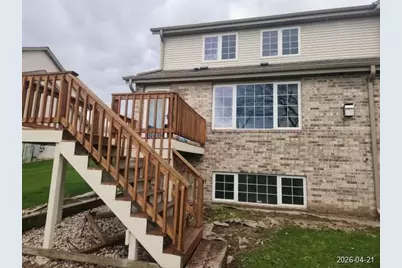 1911  Mallard Pointe Cir #H, Waukesha, WI 53189 - Photo 10